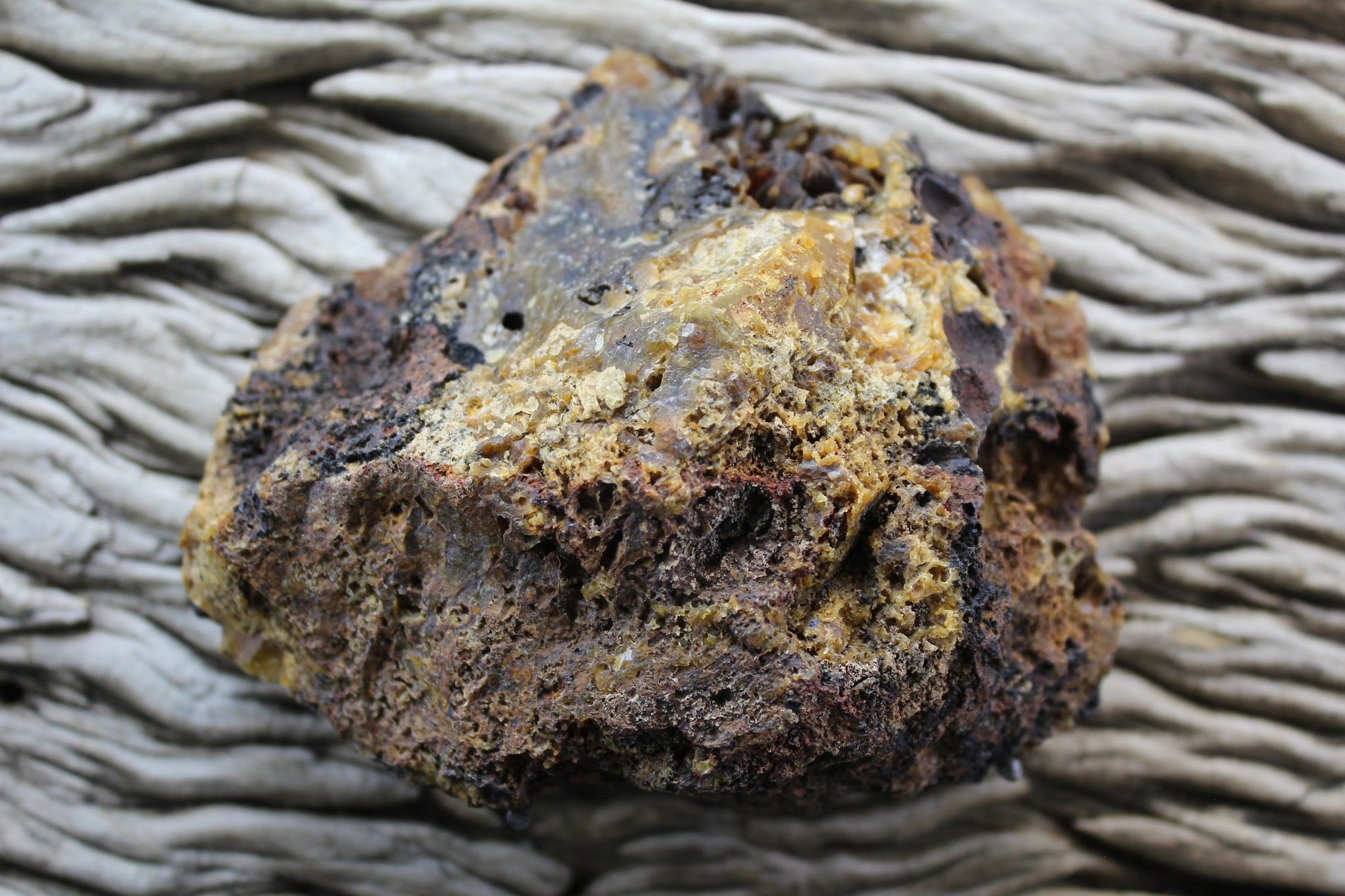 Lilangabi agate 103 mm – natural nodule rind with perimorph structures, Eswatini | SKU LIL00003