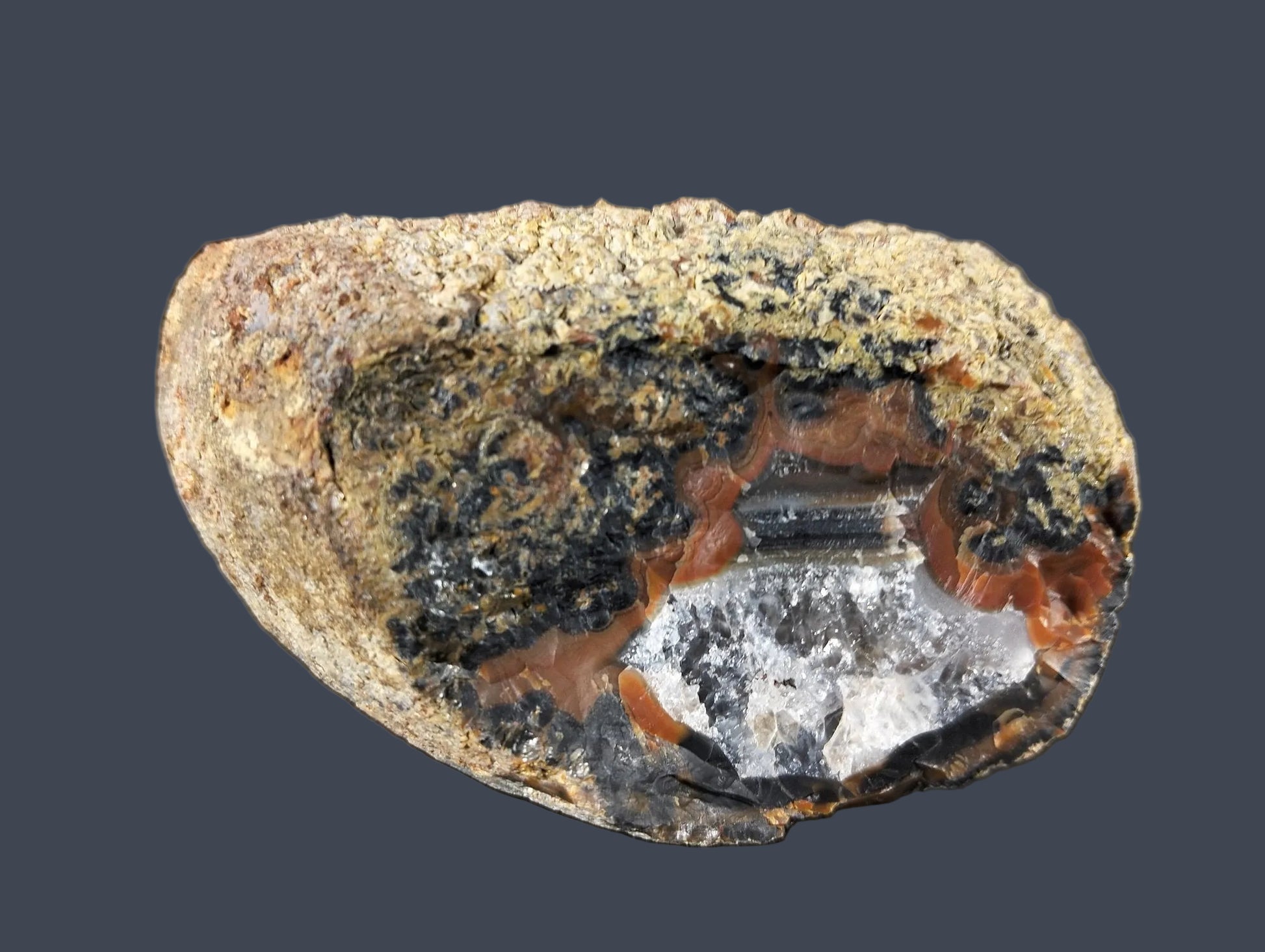 Lilangabi agate 90mm – back view, natural surface | SKU LIL00017