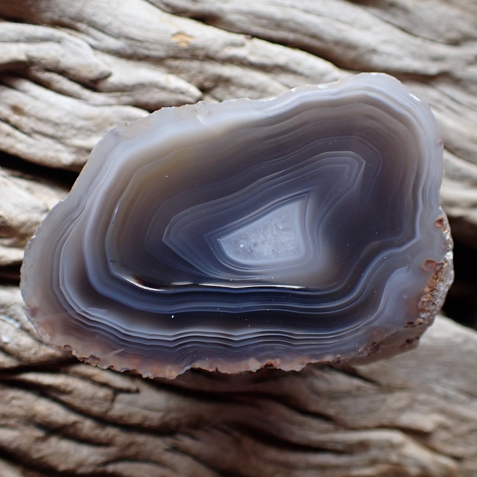 Full specimen, natural hand-polished Malawi agate 60 mm – ghost banding, rare blue-grey Ngabu material, hand-polished face | SKU 000394