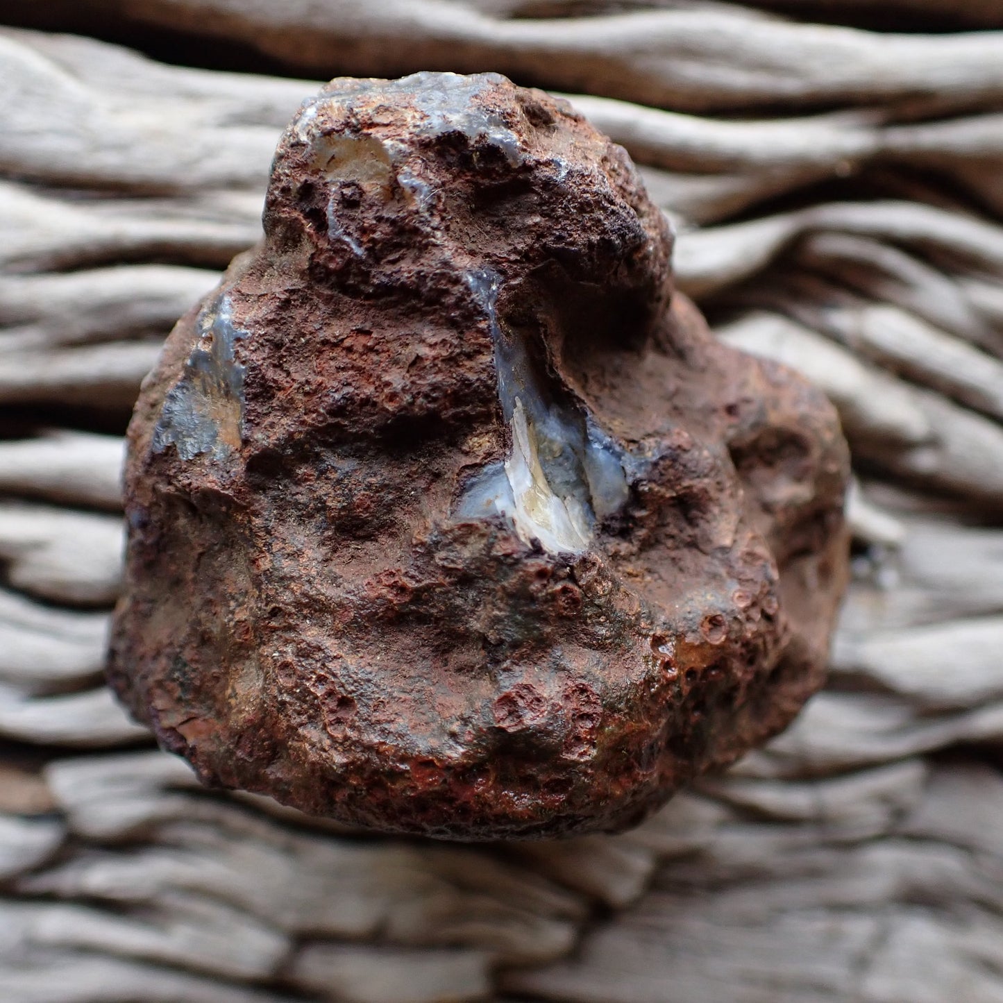 Natural hand-polished Malawi Agate – 52mm | Rare colours