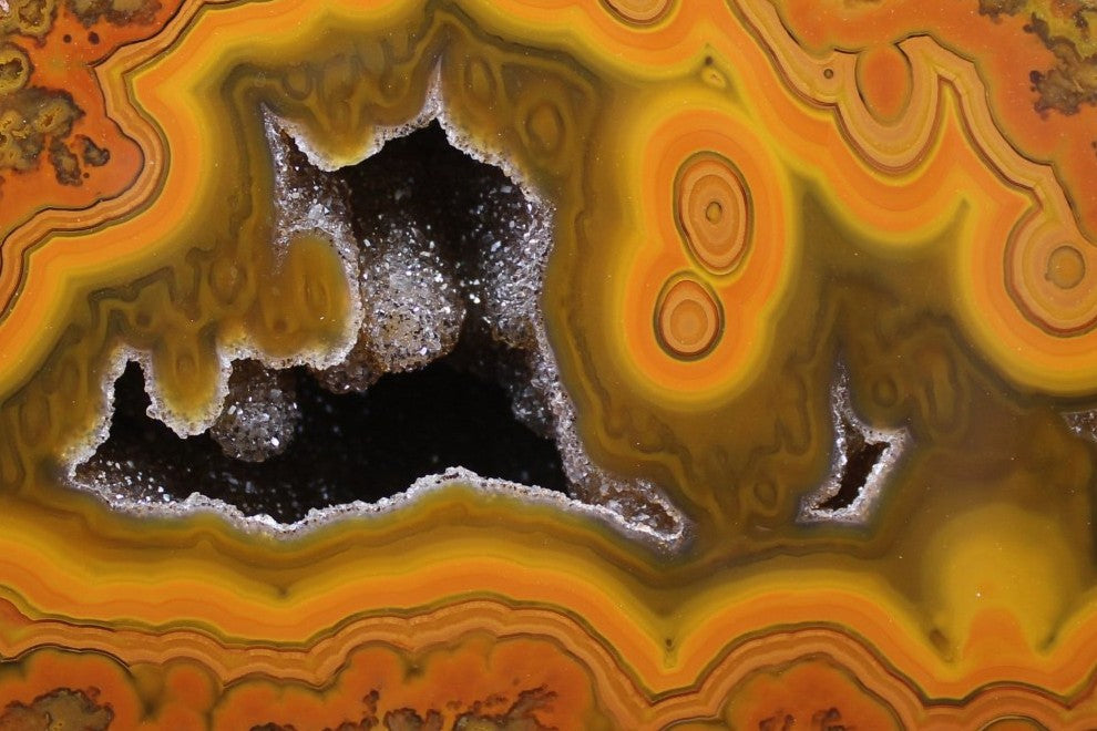 Lilangabi Agate: A New Deposit from Southern Africa