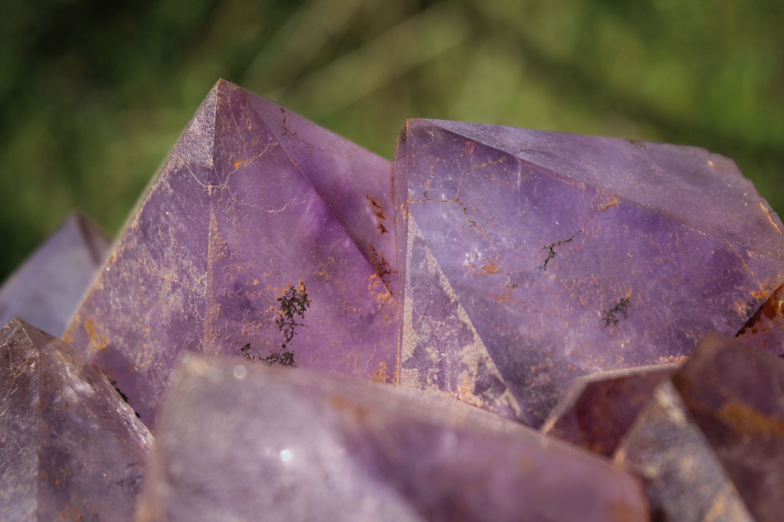 Natural Mumbwa Amethyst Crystal Cluster – Zambia | 48 x 36 x 16cm | 37.75kg