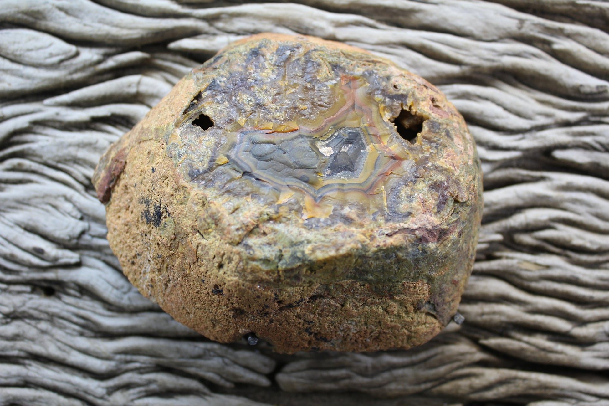 Lilangabi agate 105 mm – natural nodule rind, Eswatini | SKU LIL00002