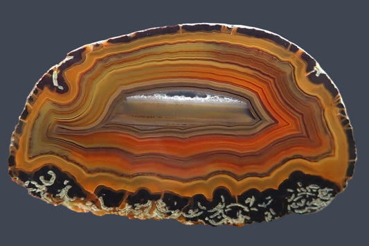 Lilangabi agate 63 mm – front face, waterlines, chromatism, fortification banding, scalloped banding, Eswatini