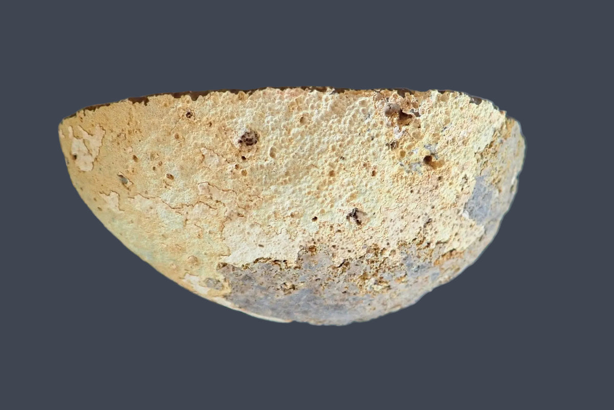 Lilangabi agate 99 mm – back view, natural rind, Lebombo Mountains