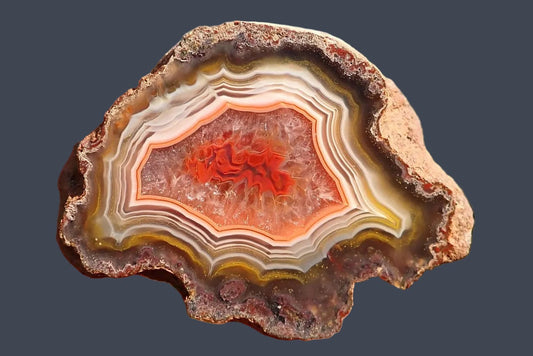 Malawi agate 55 mm – front view, parallax, floater with red-orange banding, ghost banding, scalloped banding, Ngabu, Malawi