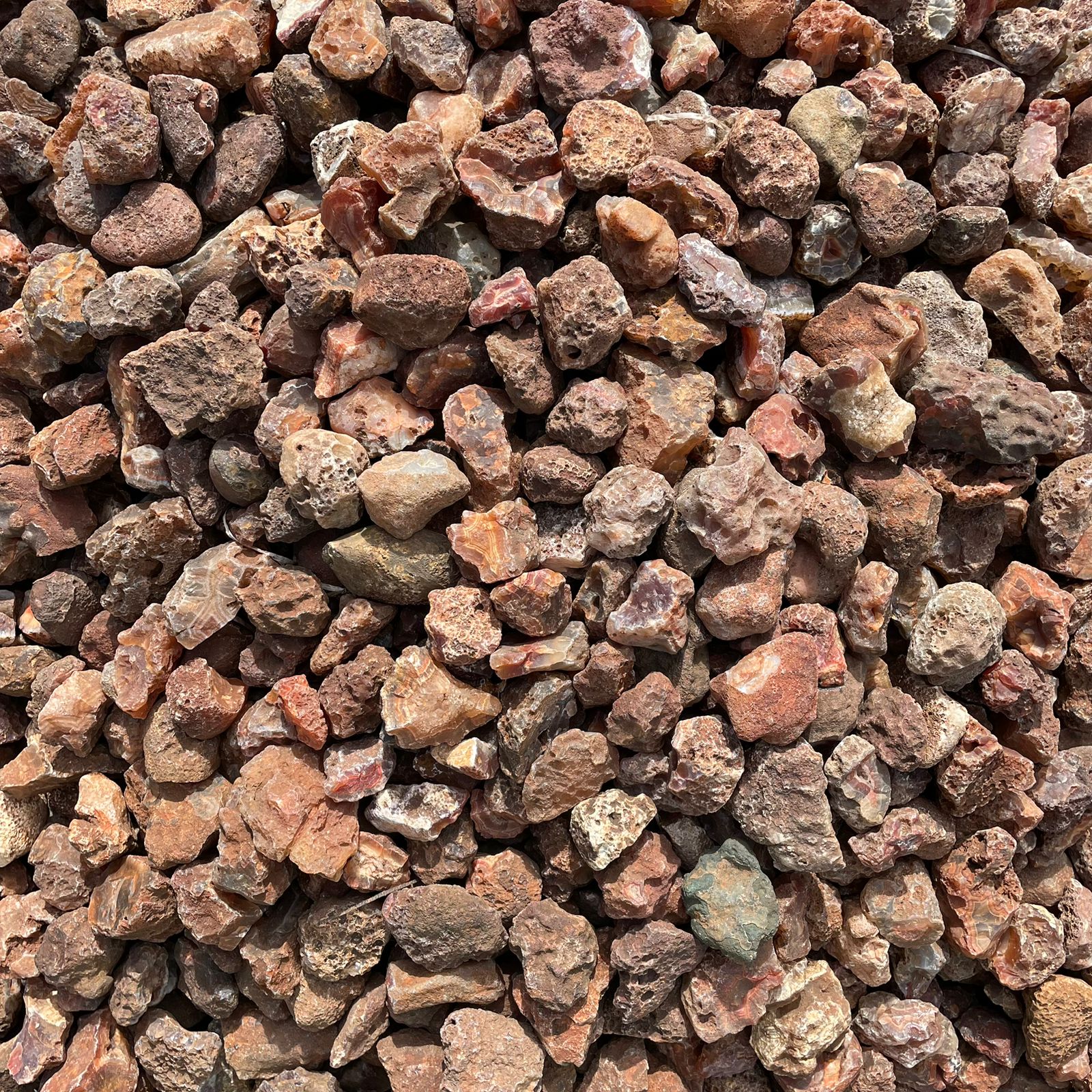 Rough Malawi agate from ngabu region